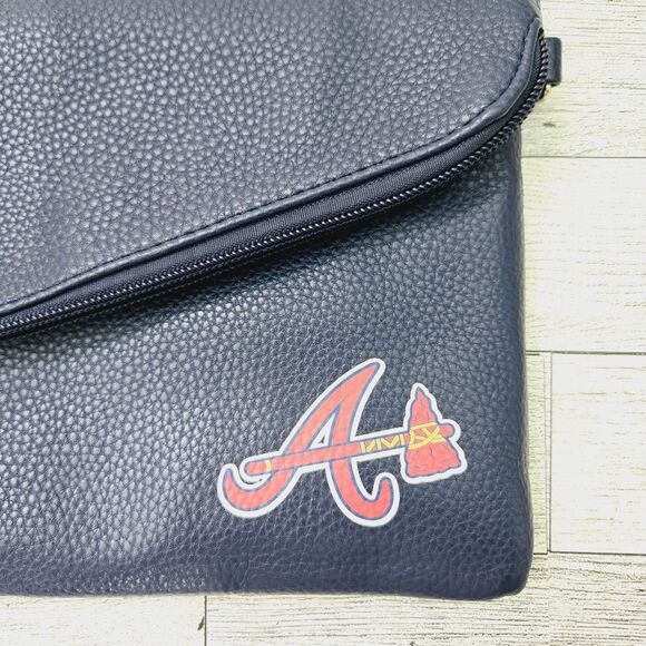 Atlanta Braves Officially Licensed MLB Fold Over Wristlet - Picture 2 of 9